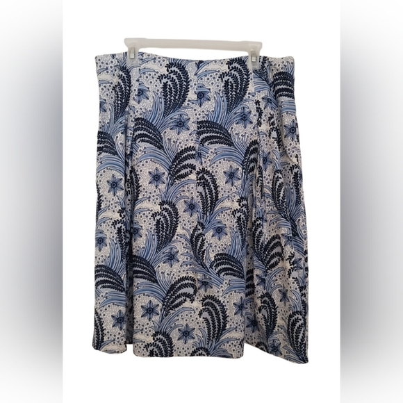 Talbots  Blue and White Patterned Skirt Sz 14 - Picture 4 of 8